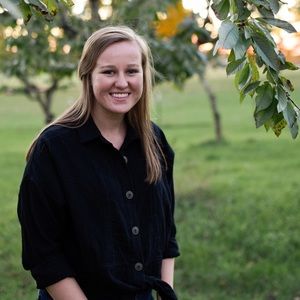 Meet your Posher, Emma